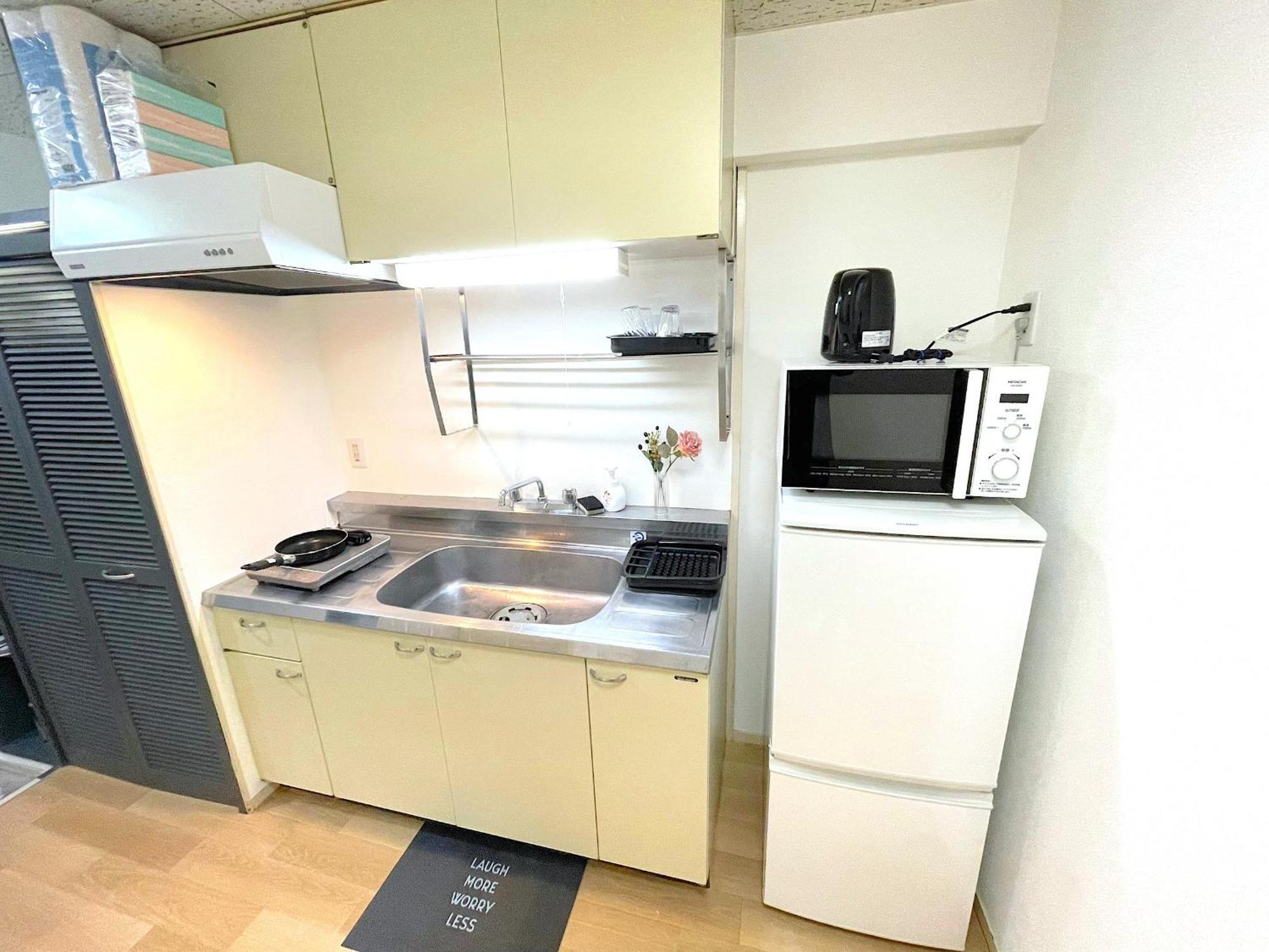 Fukuoka Airport Line Ijiri St Self Check In Apartment Экстерьер фото