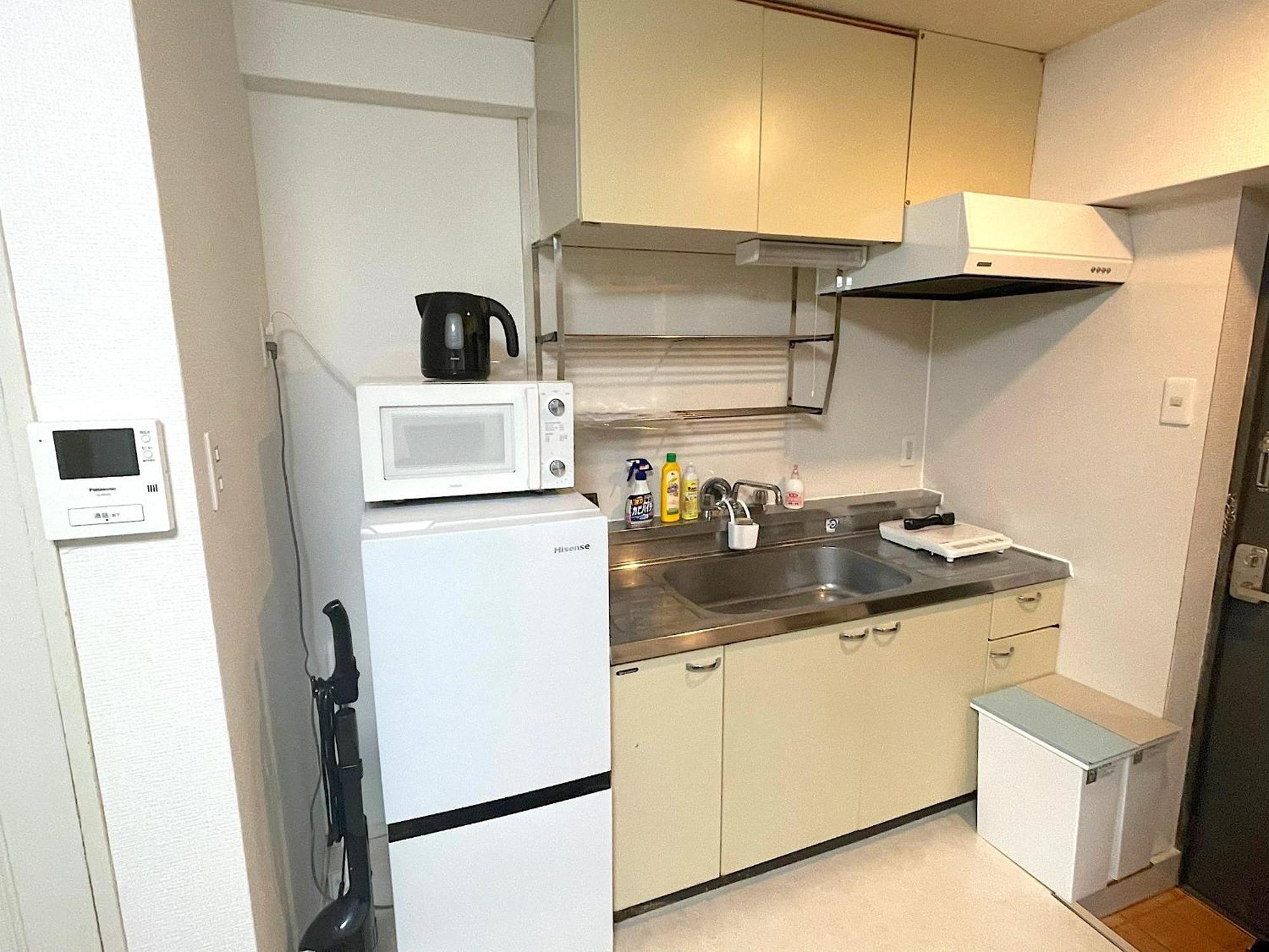 Fukuoka Airport Line Ijiri St Self Check In Apartment Экстерьер фото